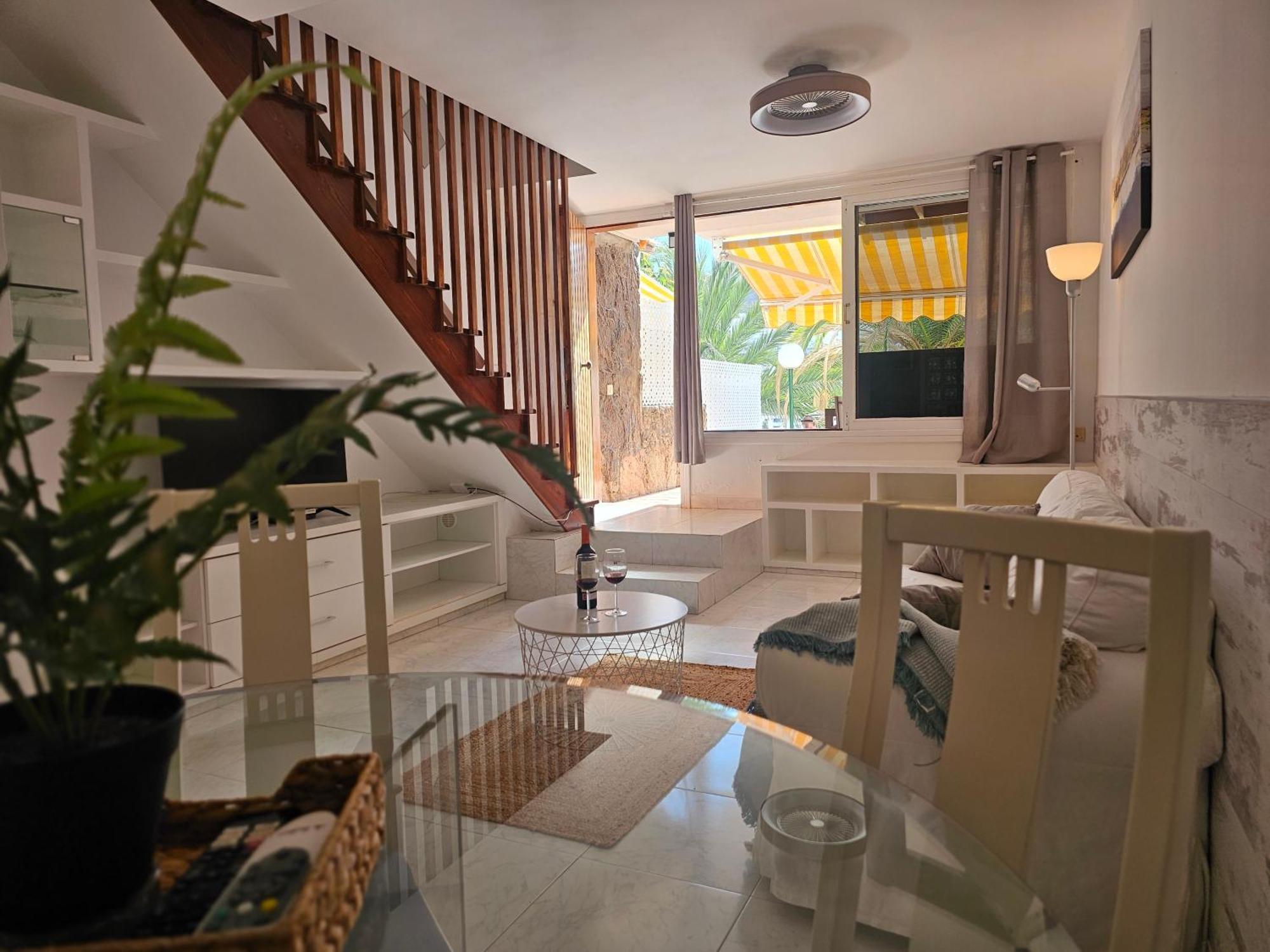 Stylish And Comfortable Duplex Apartment Near Swimming Pool Моган Экстерьер фото
